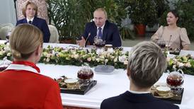 Putin asegura que la decisión de intervenir en Ucrania fue “difícil”
