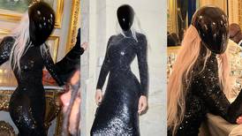 “Parece un alien”: Kim Kardashian reaparece con extravagante look y le llueven críticas