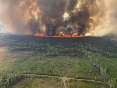 Incendios en Canadá; Nueva Escocia urge a la gente alejarse de los bosques