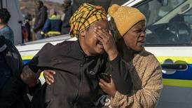 Fin de semana sangriento en Sudáfrica deja 19 personas muertas