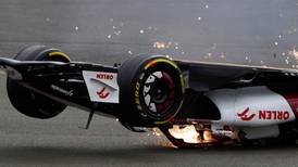 Halo salva vida al piloto chino Guanyu Zhou en terrible accidente del GP de Gran Bretaña