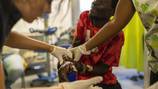 El sistema de salud de Haití se tambalea con pocas reservas, hospitales atacados y puertos cerrados