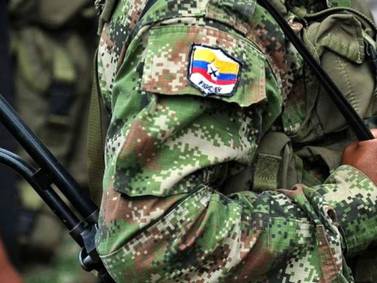 El Ejército de Colombia denuncia que el ELN y el EMC de las FARC usan el alto el fuego para delinquir