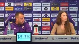 El gesto de Arthur Cabral con la jefa de prensa de la Fiorentina que ha desatado indignación en redes sociales