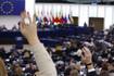 Parlamento UE retira inmunidad a 2 diputados por escándalo