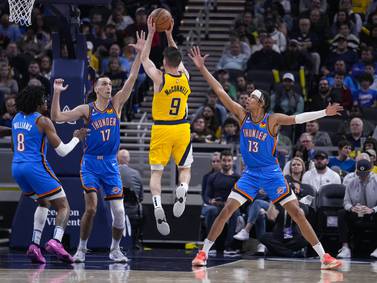 McConnel y Smith dan triunfo a Pacers ante Thunder