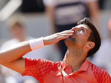 Ministra: Djokovic debe abstenerse de mensajes políticos en Roland Garros