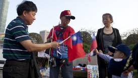 Taiwán publica una guía de supervivencia de guerra para civiles, en medio de tensiones con China