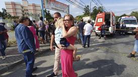 Buscan respuestas tras ataque fatal a guardería en Brasil
