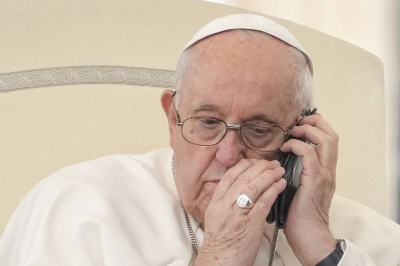Papa Francisco pide evitar corrupción al recaudar donativos de los misioneros