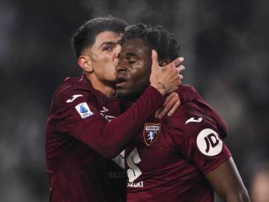 Doblete de Duván Zapata da victoria a Torino ante Atalanta en la Serie A