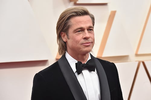 La nueva pareja que remece a Hollywood: afirman que Brad Pitt está saliendo con famosa estrella
