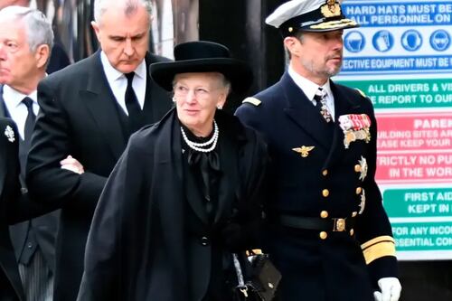 Margarita II, reina de Dinamarca da positivo a Covid-19 tras asistir al funeral de Isabel II