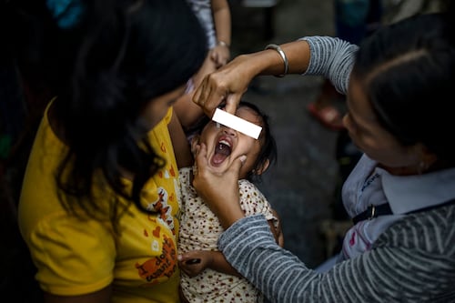 Países latinoamericanos se comprometen a erradicar la polio ante la OMS
