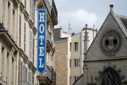 Francia controlará precios de 10 mil hoteles y restaurantes previo a Juegos Olímpicos de París