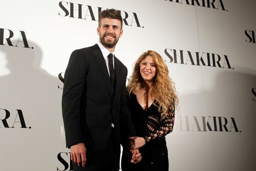 ‘Youtuber’ español acusa a Shakira de infiltrar información sobre infidelidad de Piqué