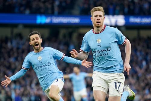 Man City golea 4-1 a Arsenal y avista título de la Premier