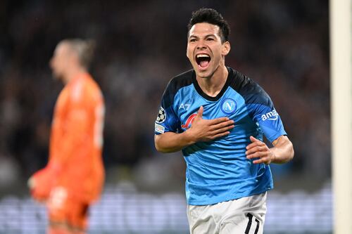 Napoli y el Chucky se clasifican a octavos de la UCL