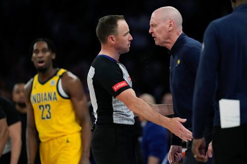 NBA multa a Carlisle 35.000 dólares por criticar a los oficiales en la serie ante Knicks