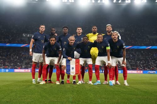 Francia sigue con paso perfecto en eliminatorias de UEFA
