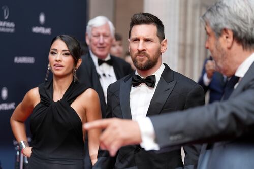 Padre de Messi desmiente versiones sobre futuro club