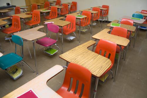 Mexicanos que viven cerca de la frontera podrán estudiar en escuelas de California