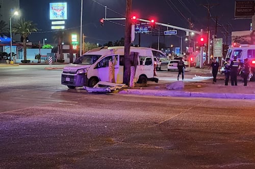 Muere migrante ecuatoriano por choque de vehículo del INM en Mexicali