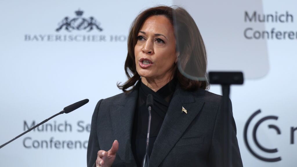 Kamala Harris durante la conferencia de seguridad que se realizó en Alemania