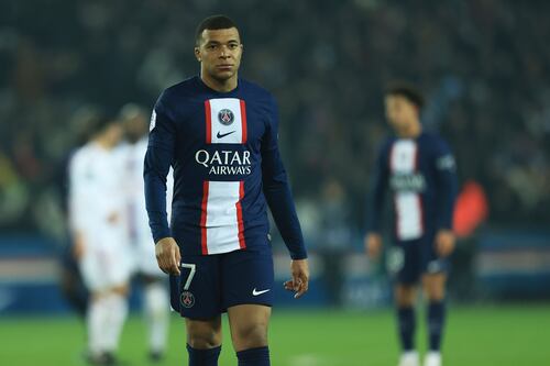 Mbappé se irrita con video promocional del PSG