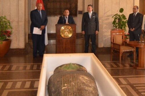 Sarcófago Verde que se exhibía en Museo de Estados Unidos es devuelto a Egipto