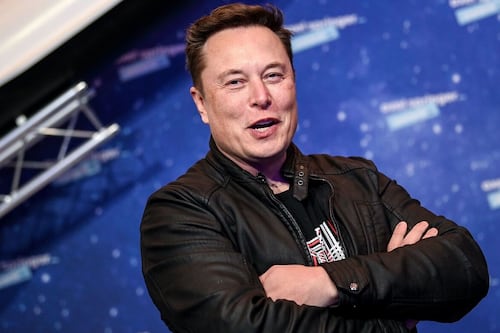 SpaceX despide a cinco empleados por criticar a Elon Musk, un “defensor” de la libertad de expresión