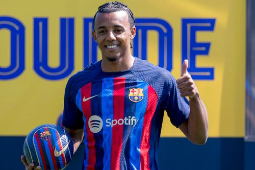 Koundé: “Fue un esfuerzo esperar, pero quería llegar al Barça”
