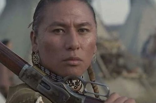 Actor de Hollywood es arrestado por ser líder de un culto y mantener cautivas a cinco esposas