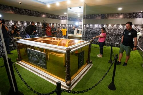 Mausoleo de Pelé abre las puertas al público