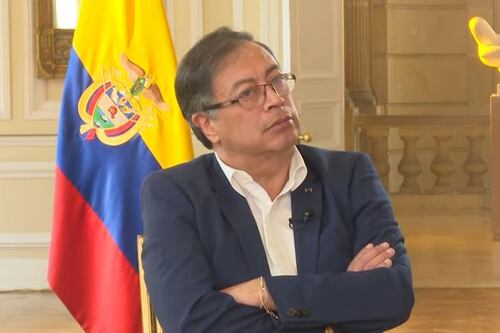 Presidente colombiano, Gustavo Petro, explota contra la prensa por usar la imagen de su hija menor de edad