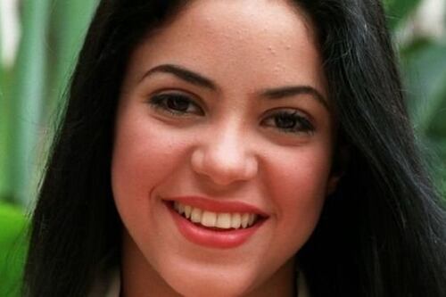 Shakiralovers comparan Monotonía con el tema Antología: “Puro sentimiento como en los 90″