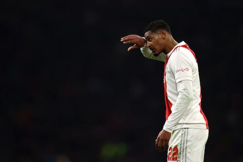 Sébastien Haller, delantero del Borussia, sufre tumor maligno