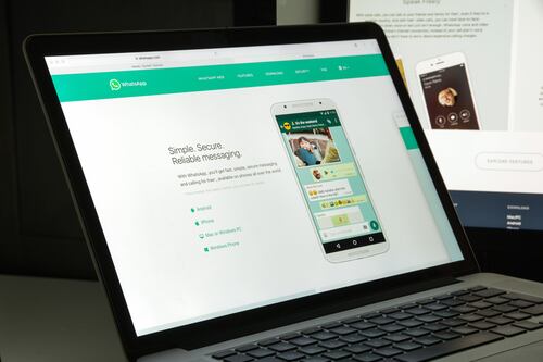 WhatsApp Web ya permite el envío de fotos y vídeos de visualización única en su versión web