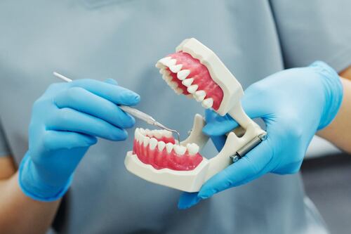 Hombre va al dentista y termina con pieza de taladro en su pulmón