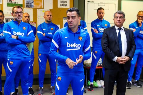 Xavi Hernández impone 10 mandamientos a los jugadores del Barcelona