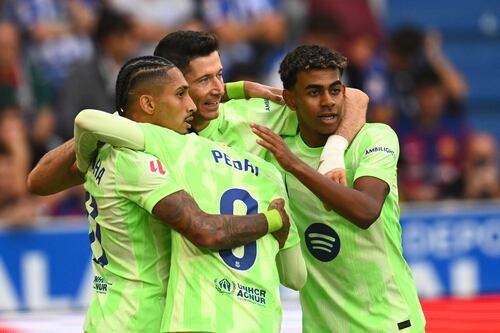 Barcelona mantiene el liderato de LaLiga con gran actuación de Lewandowski