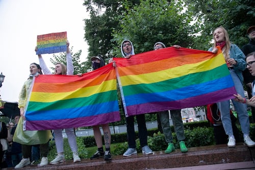 Rusia declara organización extremista al movimiento LGBT+