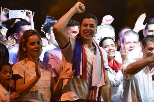 Paraguay vota por el continuismo y elige como presidente a oficialista Santiago Peña con 43,15% de votos