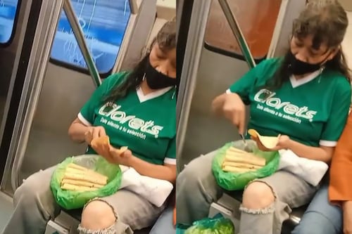 Captan a mujer preparando tacos en pleno viaje en el Metro y el video se vuelve viral