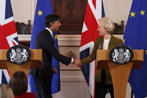 Reino Unido “lima asperezas” con la Unión Europea sobre Irlanda del Norte