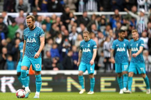 Jugadores del Tottenham reembolsará entradas a aficionados