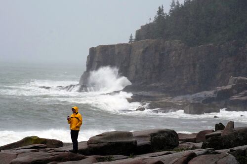 Tormenta tropical ‘Lee’ azota a Canadá y deja sin electricidad a cerca de 120 mil viviendas