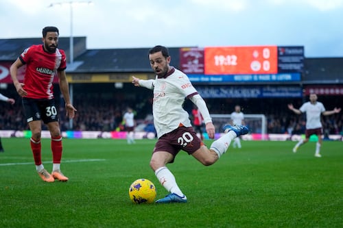 Manchester City pone fin a racha de 4 duelos sin ganar