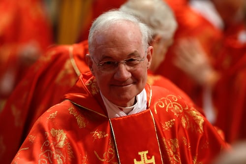 Vaticano suspende investigación contra cardenal acusado de abuso en Canadá