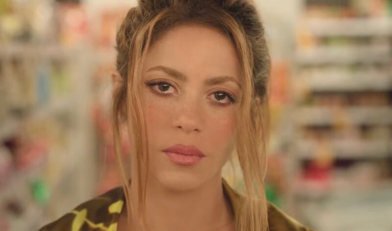 Shakira le canta a la ruptura con Piqué en 'Monotonía'